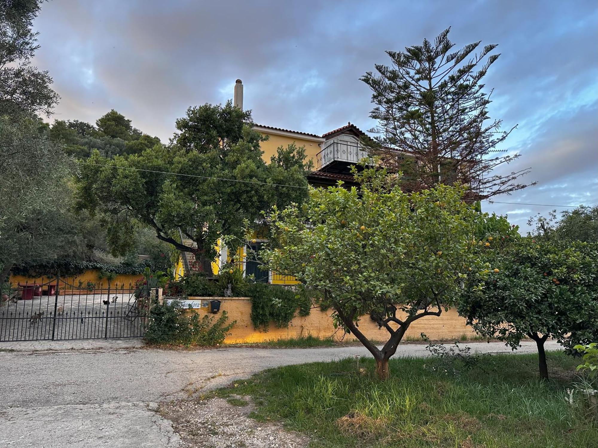 Villa Theodora Keri ภายนอก รูปภาพ